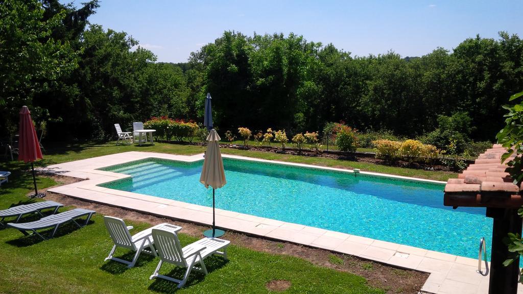 Villa Chez Sarrazin Brossac Exterior foto